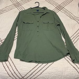 Old Navy 1/4 button up